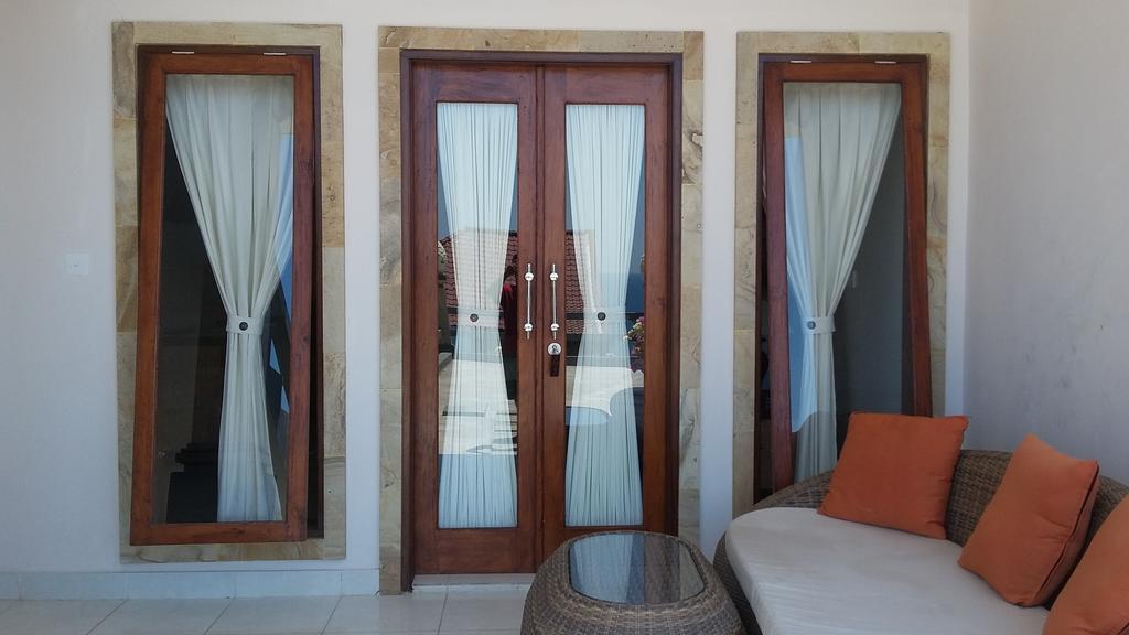 Barong Cafe Bungalow And Restaurant Amed Esterno foto