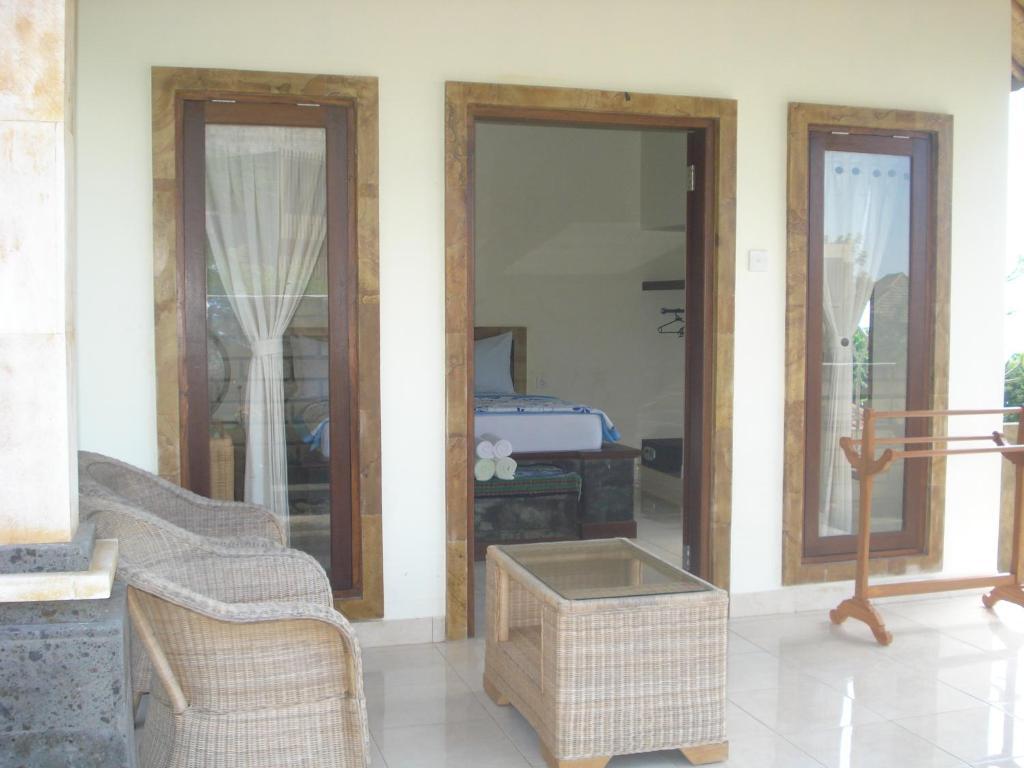 Barong Cafe Bungalow And Restaurant Amed Camera foto